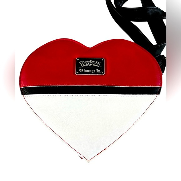 Rare Loungefly Pokemon Pokeball Heart Love Crossbody Bag Purse - Picture 4 of 5